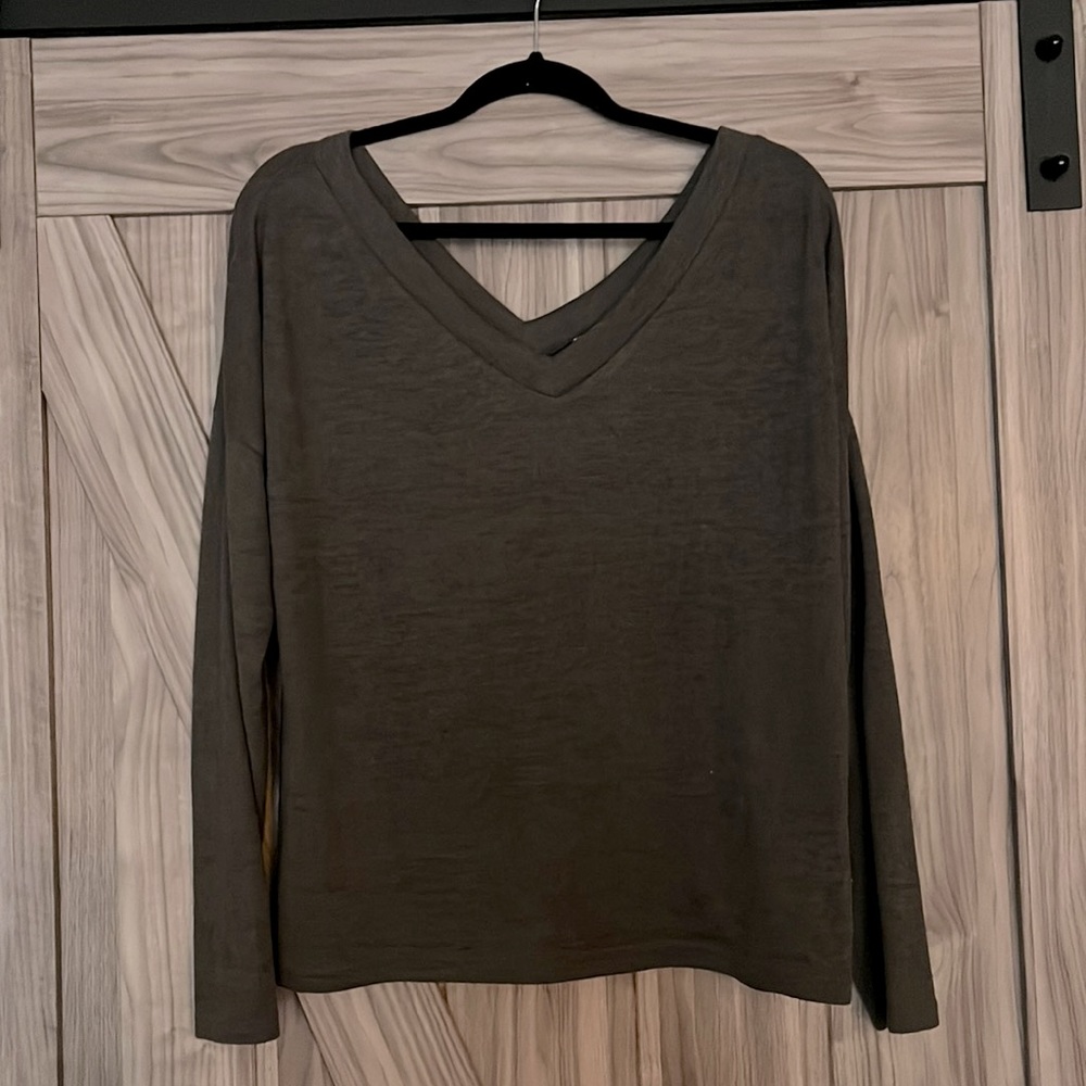 V Neck lightweight Sweater Shirt